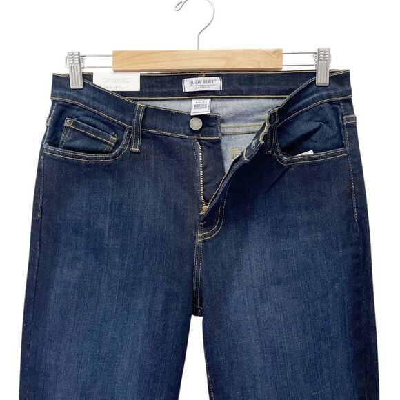 NWT Judy Blue Frayed Hem Crop Jeans Size 31 Dark Wash Straight Leg Made in USA - Picture 6 of 12